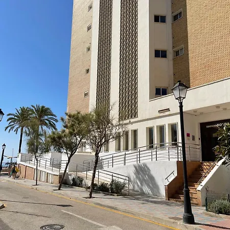 Suncoast Apartment *